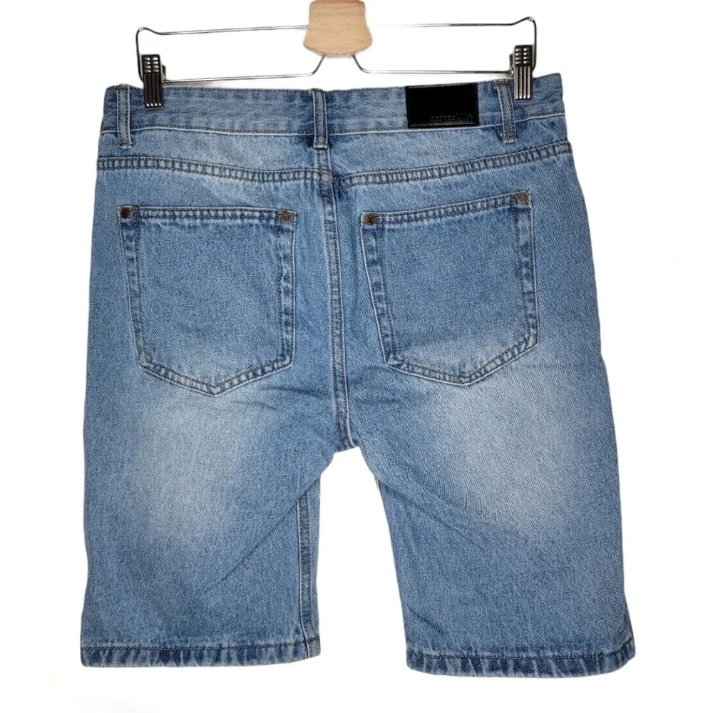 BOOHOO MAN Shorts Denim Distressed Men's 32 Preppy Light Blue Slim Jean Bermudas